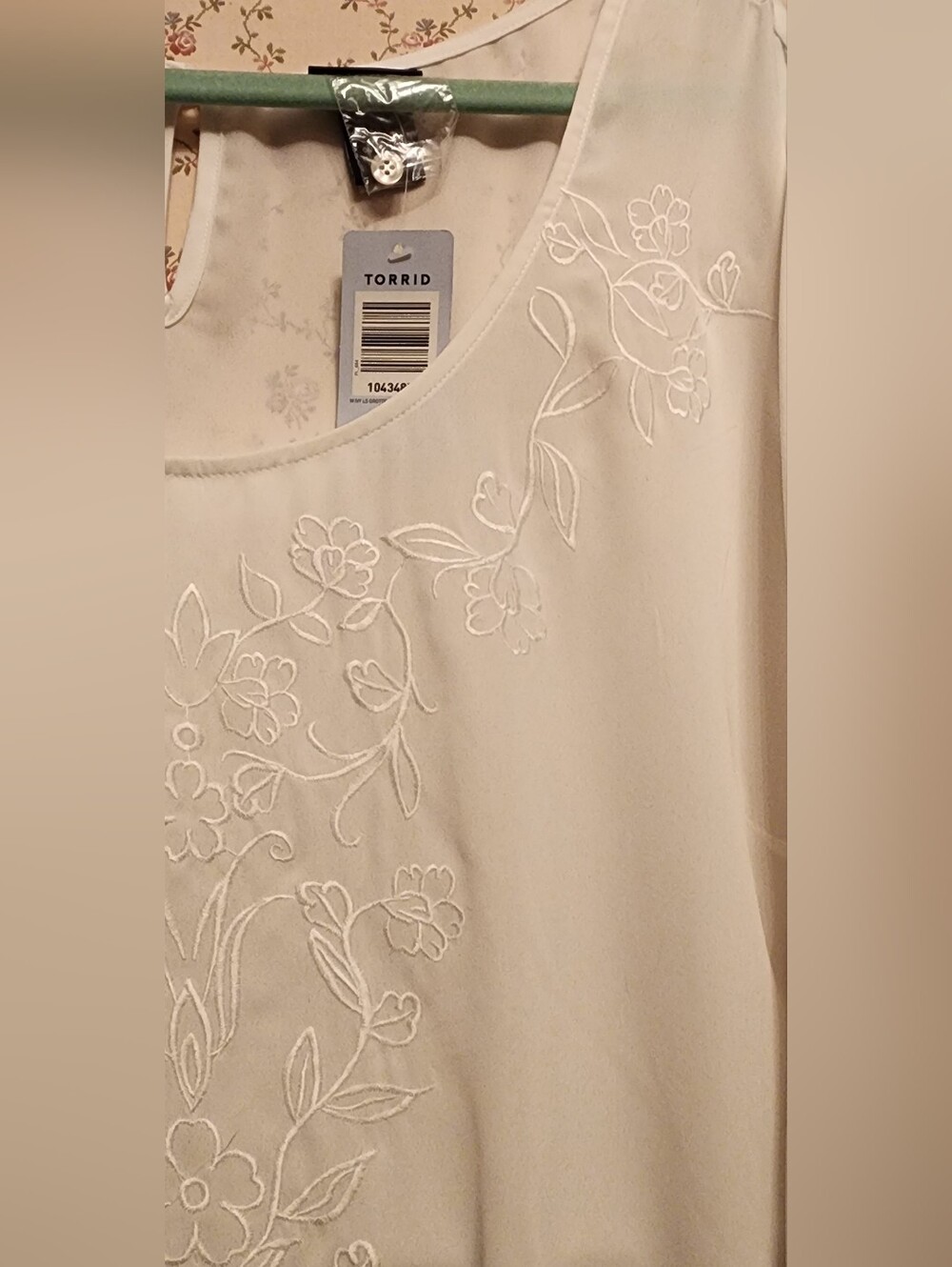Torrid Size 3 White IVY LS Georgette Embroidered Hi-Low Tunic - Picture 5 of 11